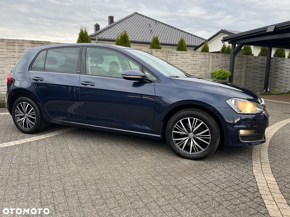 Volkswagen Golf 1.6 TDI BlueMotion Technology Allstar - 18