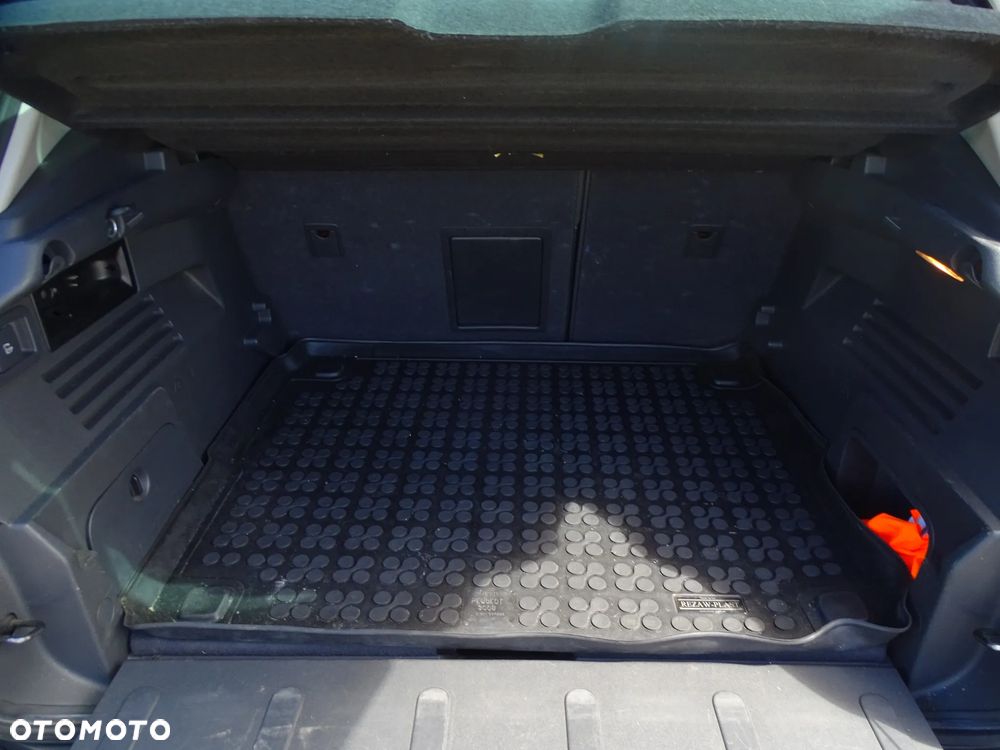 Peugeot 3008 1.6 HDi Premium - 11