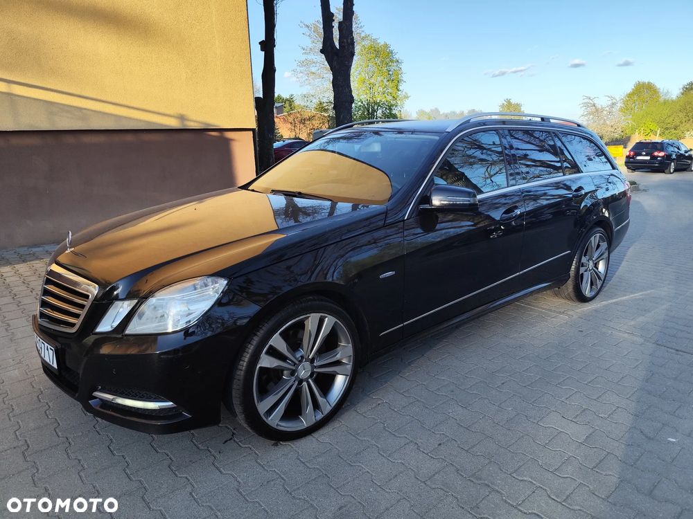 Mercedes-Benz Klasa E 350 CDI DPF BlueEFFICIENCY 7G-TRONIC Avantgarde - 2