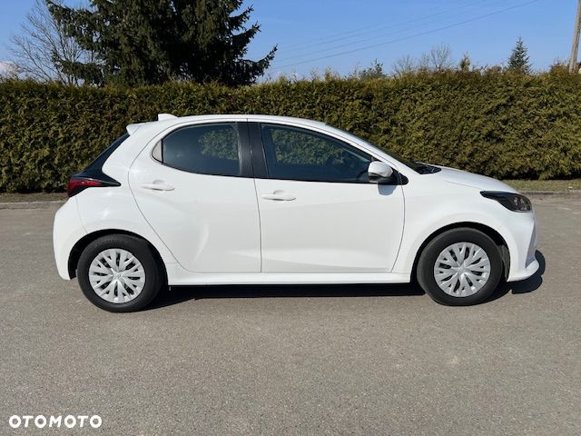 Toyota Yaris - 12