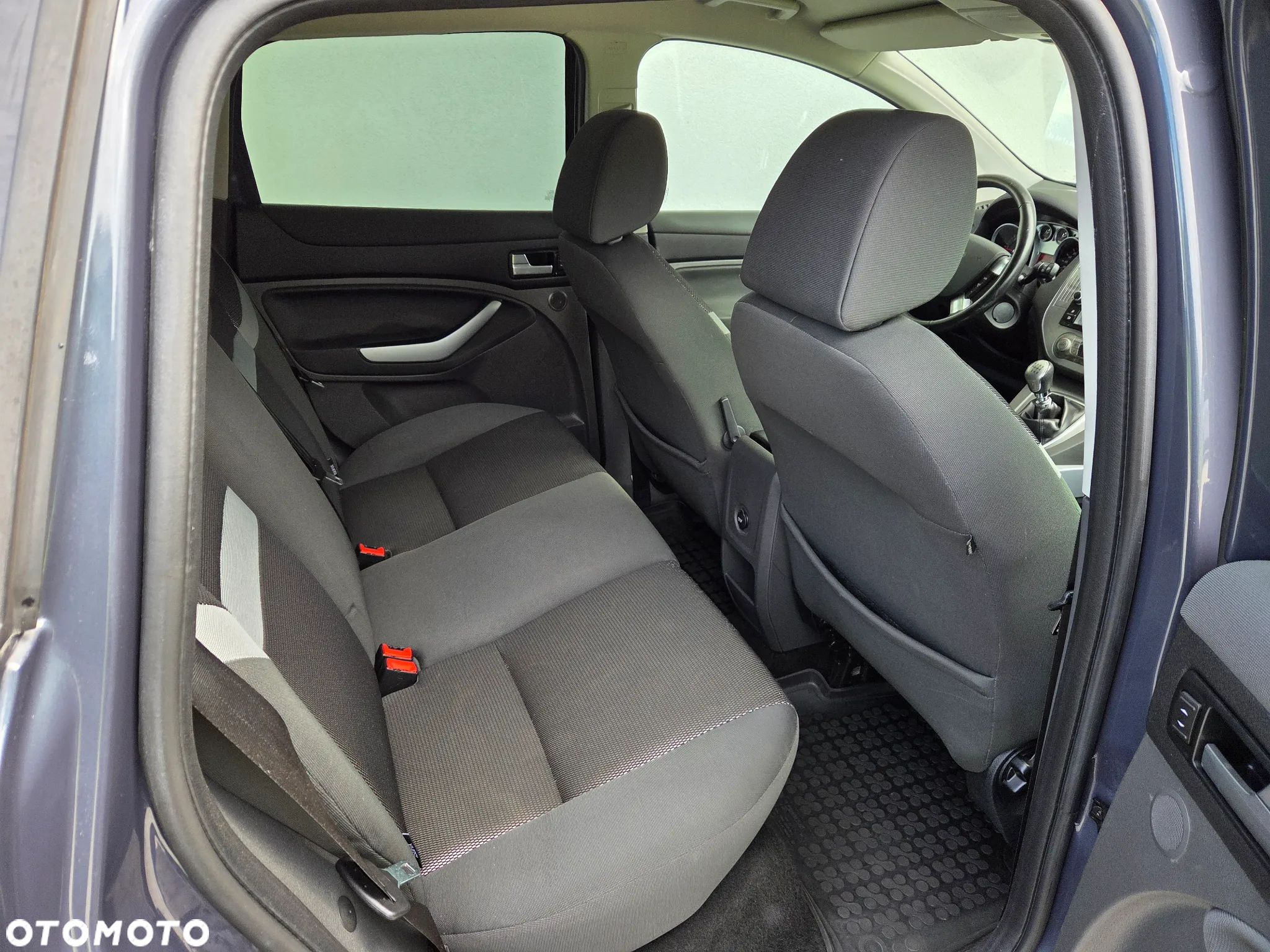 Ford Kuga - 13