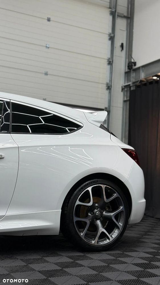 Opel Astra OPC - 15