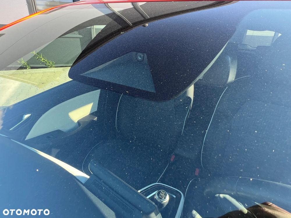 Renault Clio - 36