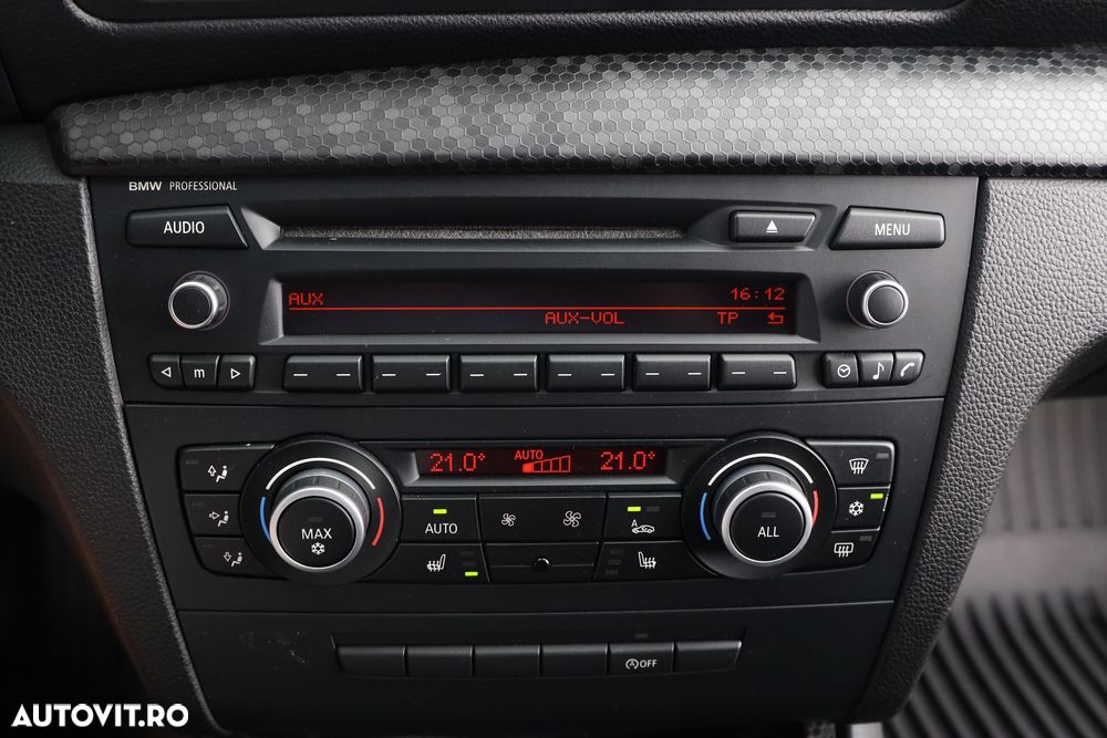 BMW Seria 1 118d - 14