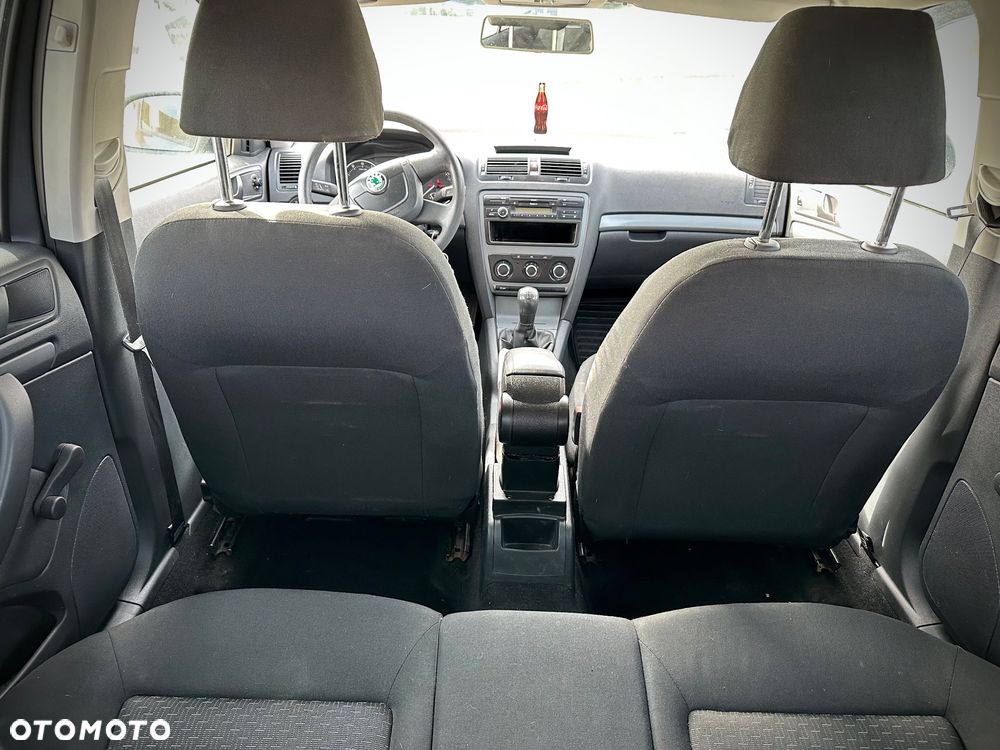 Skoda Octavia 1.6 Classic - 8