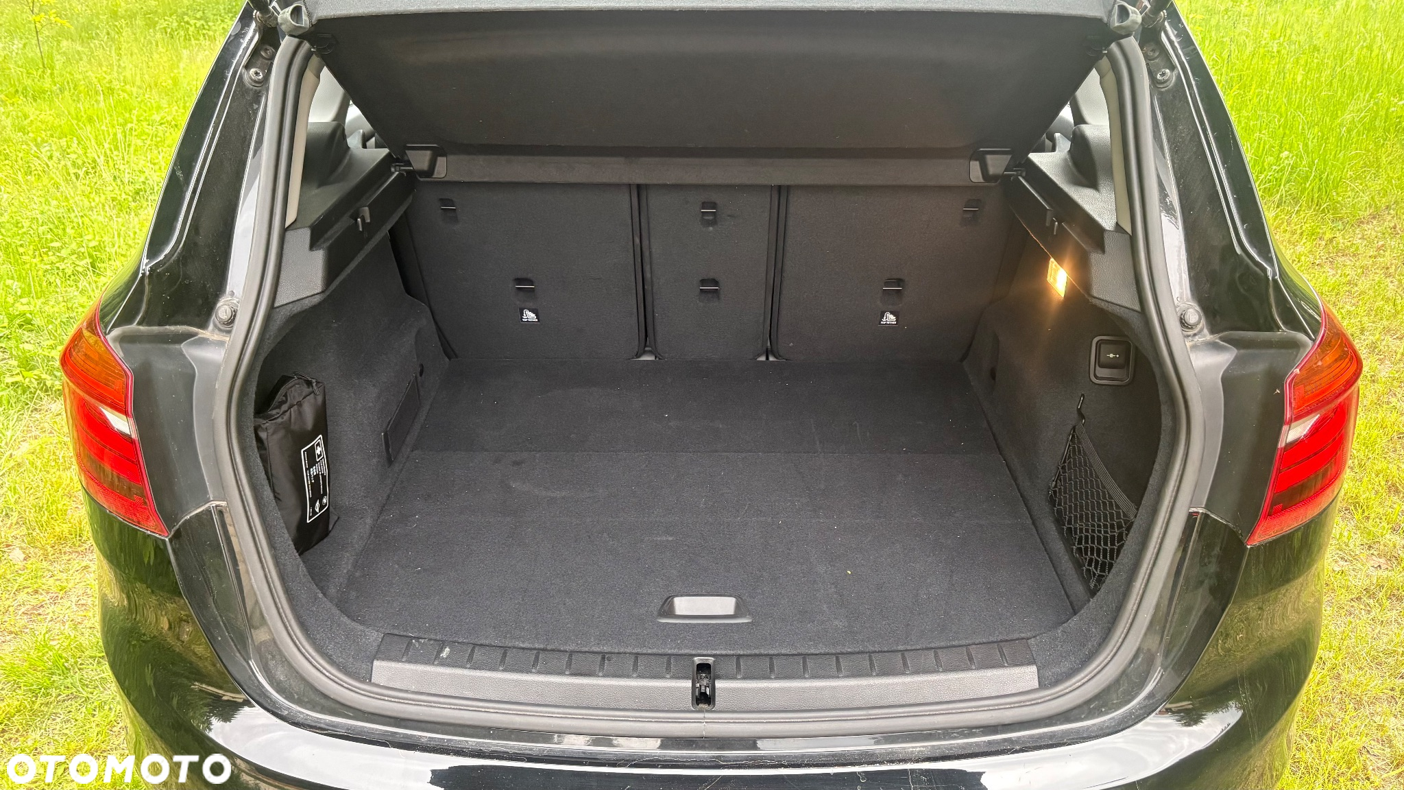 BMW Seria 2 218i - 6