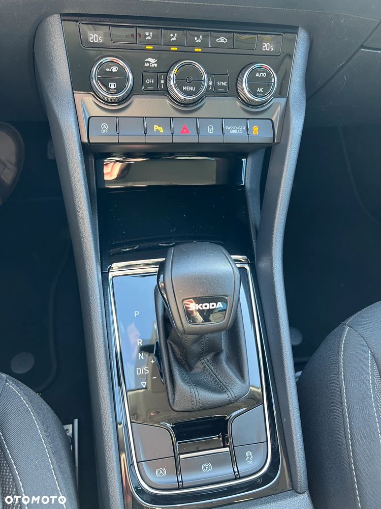 Volkswagen T-Roc 2.0 TDI SCR DSG Style - 38