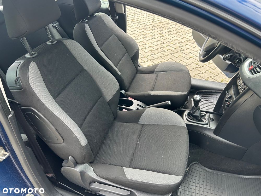 Peugeot 207 1.4 Trendy - 15