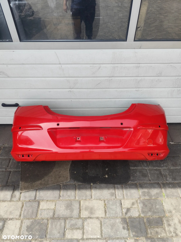 Zderzak Tył Opel Astra H GTC 4 PDC Kod Lakieru Z50B