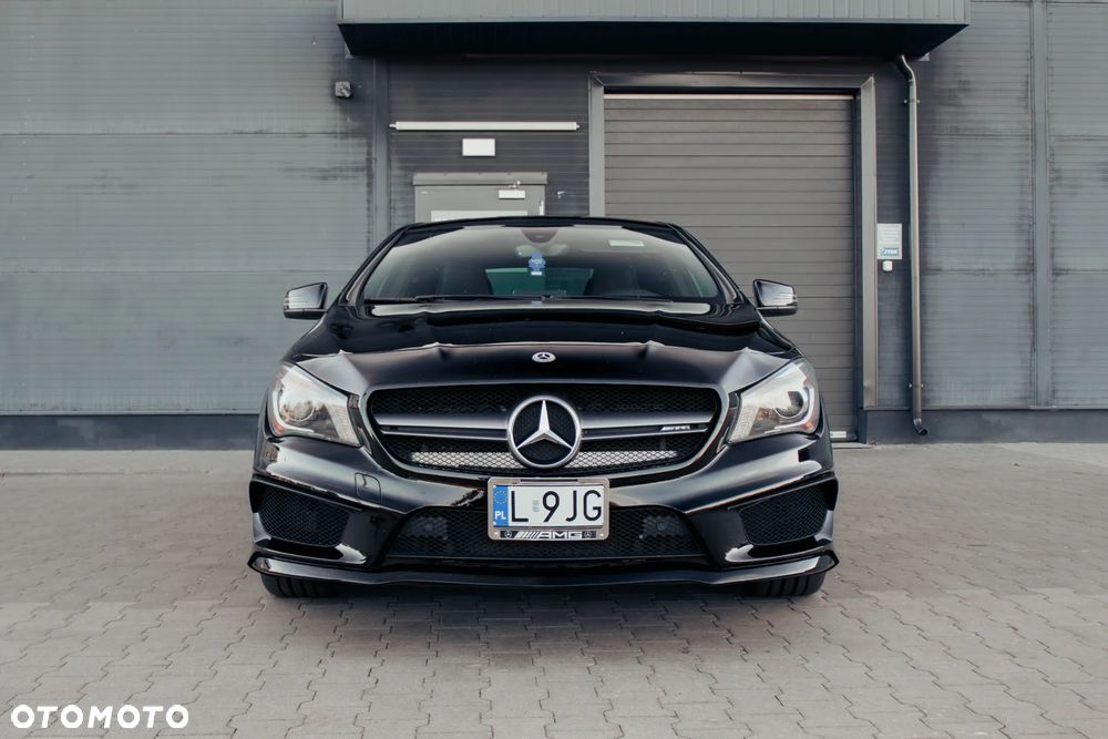 Mercedes-Benz CLA 45 AMG 4Matic 7G-DCT - 2