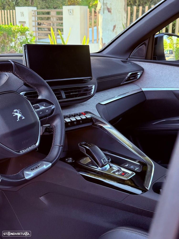 Peugeot 5008 BlueHDI 130 EAT8 GT - 33