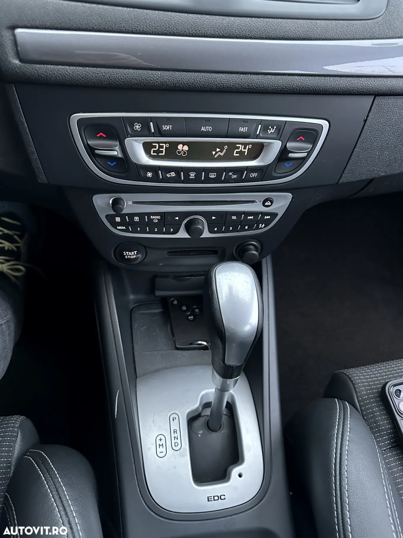 Renault Megane dCi 110 FAP EDC Dynamique - 24