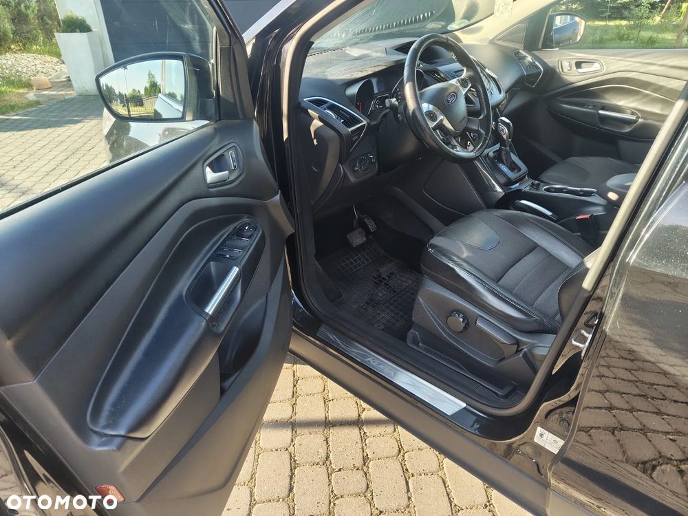 Ford Kuga 2.0 TDCi 4x4 Titanium - 6