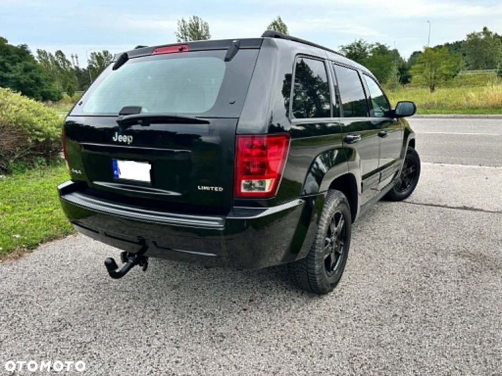 Jeep Grand Cherokee - 13
