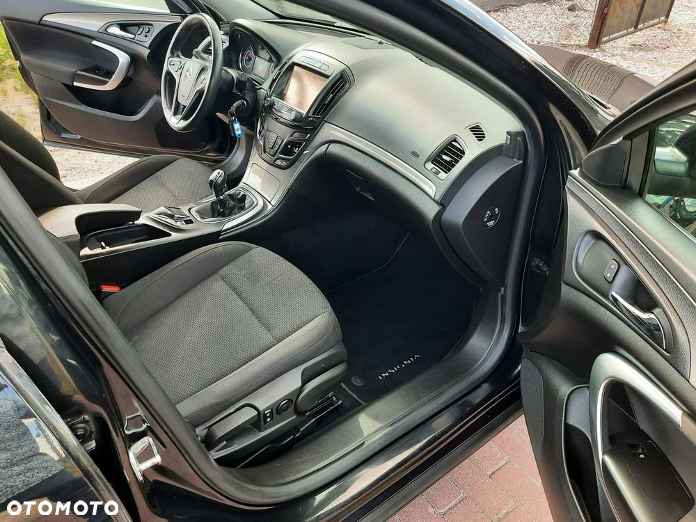 Opel Insignia - 14