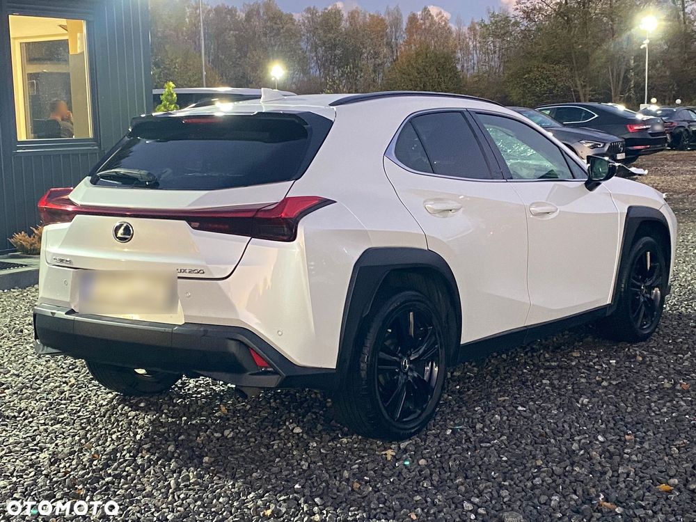 Lexus UX 200 GPF Pure 2WD