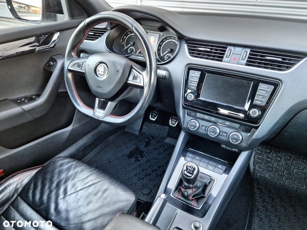 Skoda Octavia 2.0 TSI RS 230 - 29