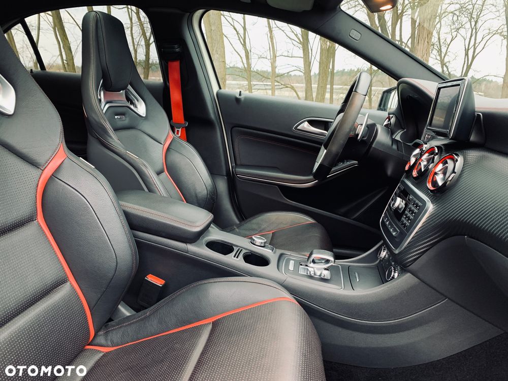 Mercedes-Benz Klasa A 45 AMG 4Matic AMG Speedshift 7G-DCT Edition 1 - 16