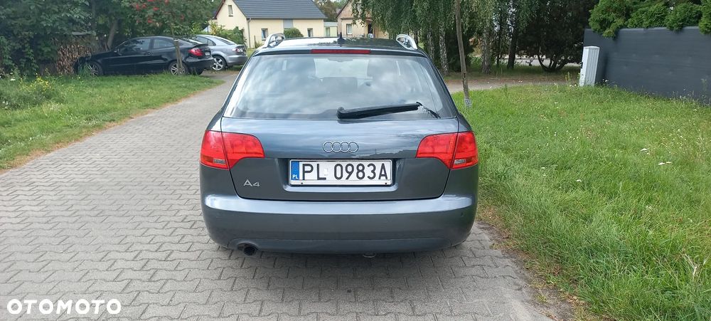 Audi A4 - 4