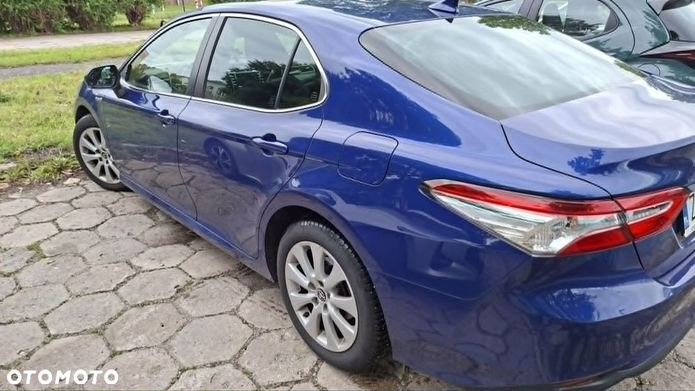 Toyota Camry 2.5 Hybrid Comfort CVT - 3