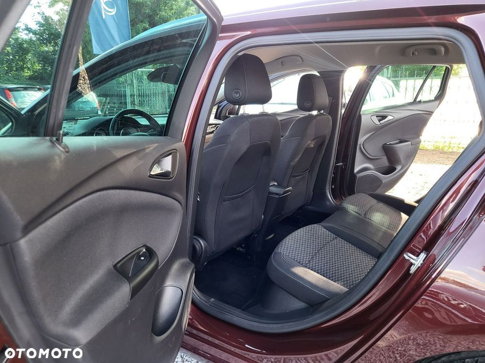 Opel Astra - 14