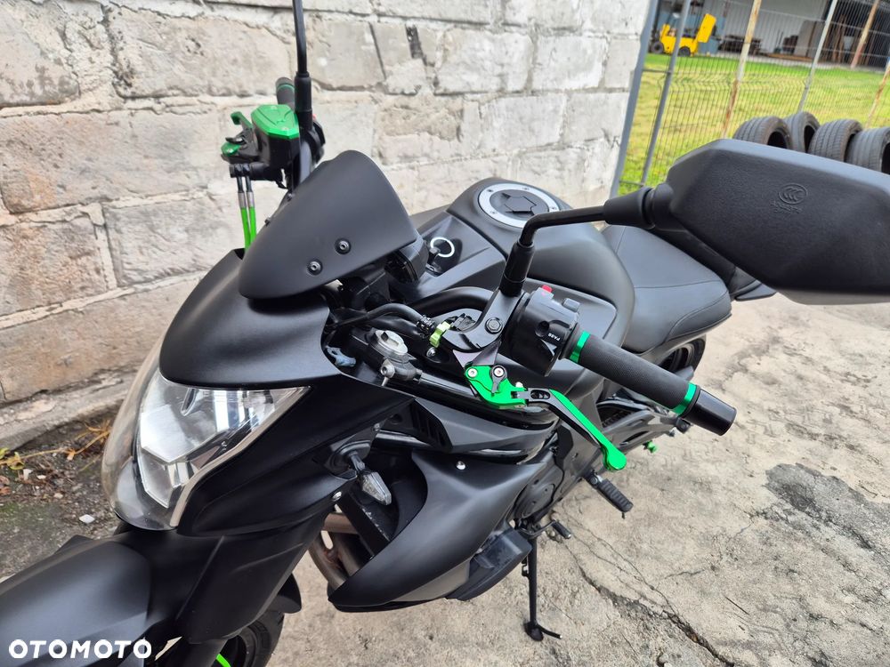 Kawasaki ER - 19
