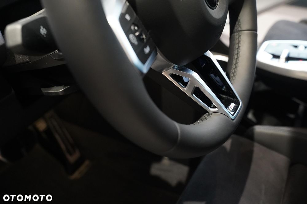 BMW X1 sDrive18d M Sport sport - 13