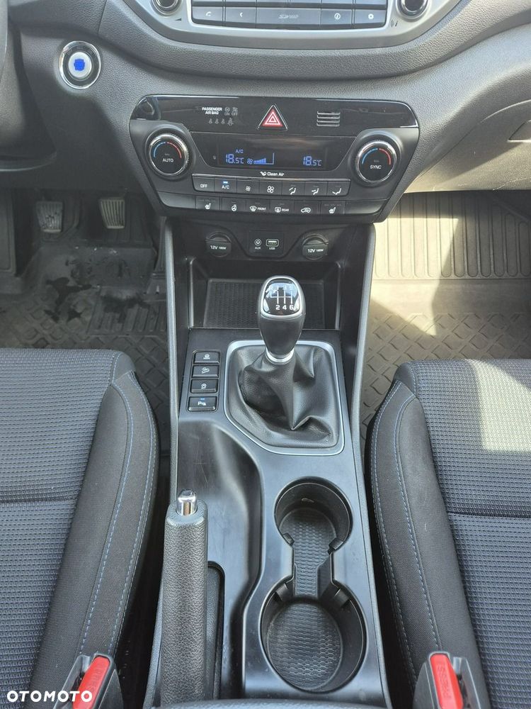 Hyundai Tucson 2.0 CRDI 2WD Style - 18