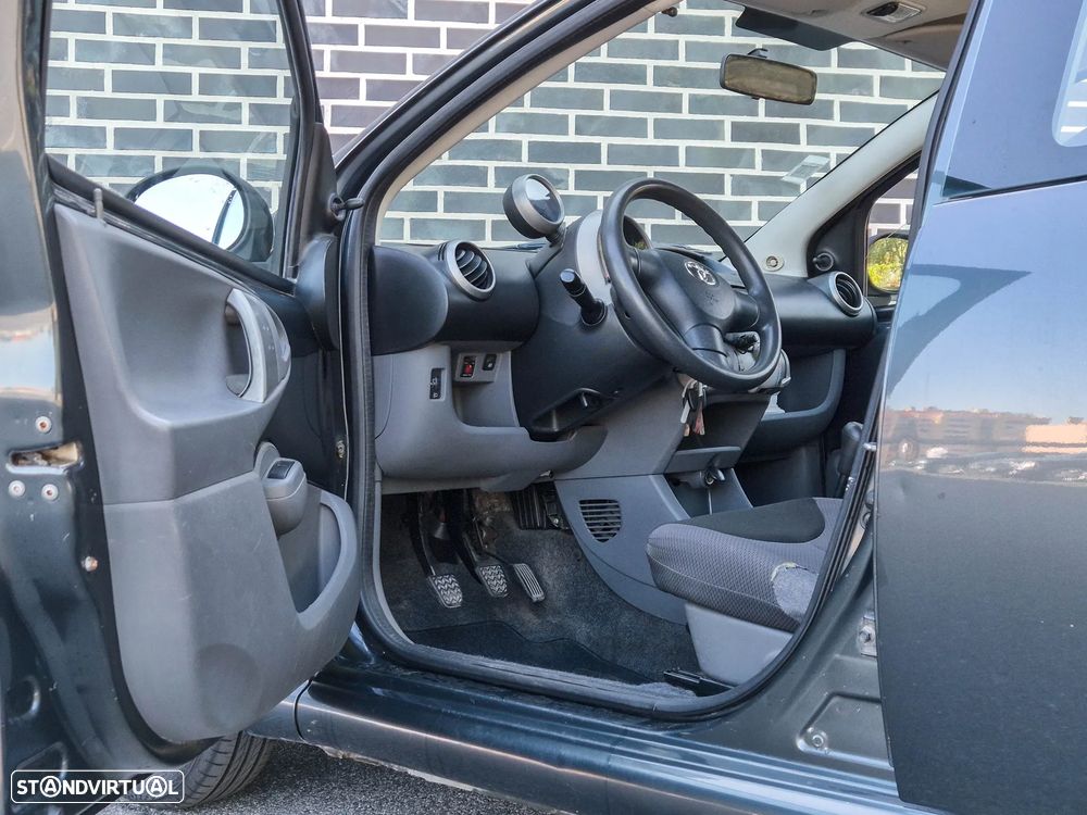 Toyota Aygo 1.0 + AC - 6