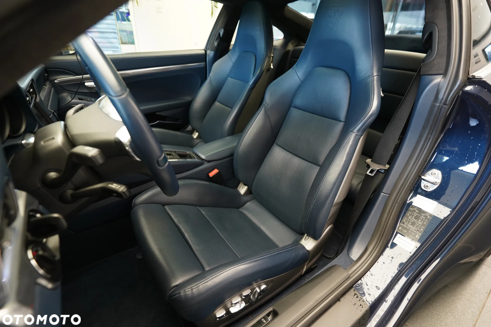 Porsche 911 Carrera 4S PDK - 17