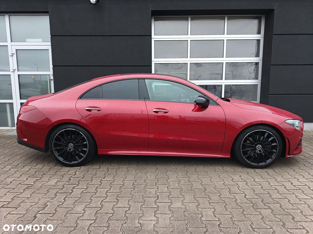 Mercedes-Benz CLA 220 4-Matic 7G-DCT - 5