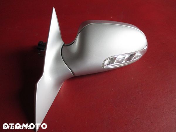 MERCEDES CLK 200 W209 04R LUSTERKO LEWE 9 PIN - 1