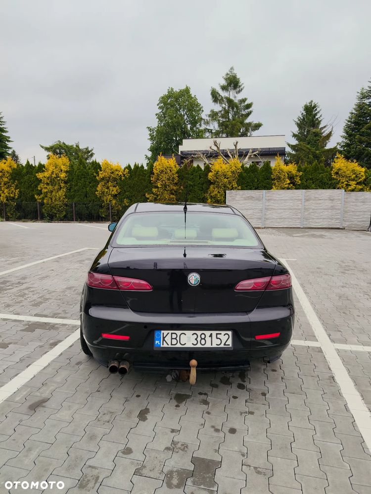 Alfa Romeo 159 1.9 JTDM 8V DPF Distinctive - 3