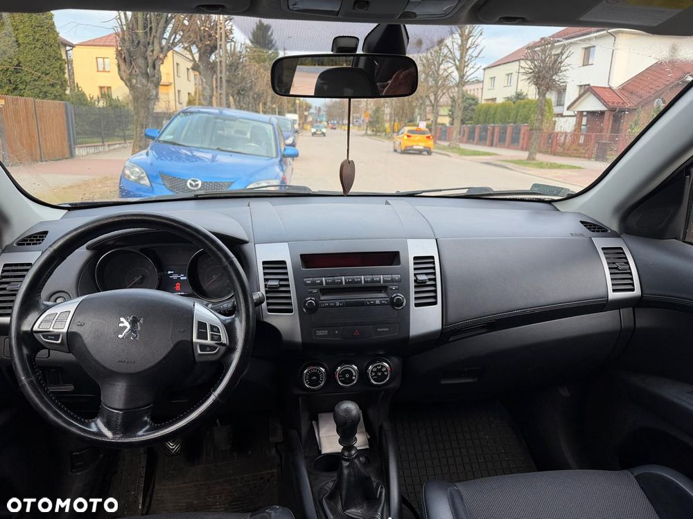 Peugeot 4007 HDI FAP 5-Sitzer Platinum - 2