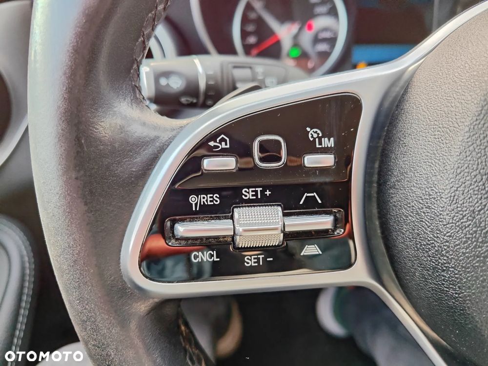 Mercedes-Benz Klasa C 220 d 9G-TRONIC Avantgarde - 28