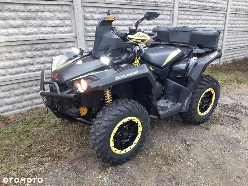 Can-Am Spyder - 1