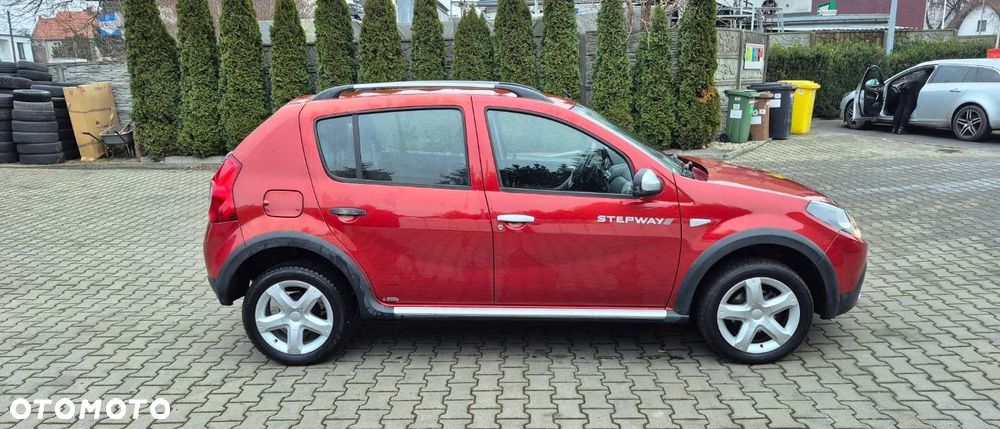 Dacia Sandero Stepway 1.6 - 4