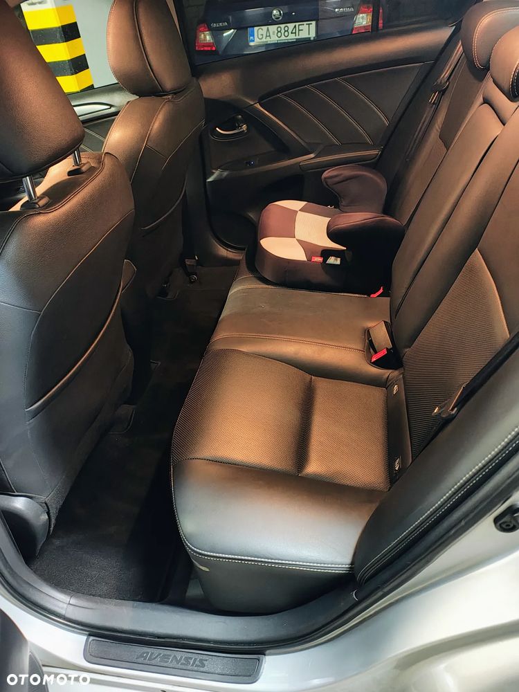 Toyota Avensis 2.0 D-4D Active Business - 5