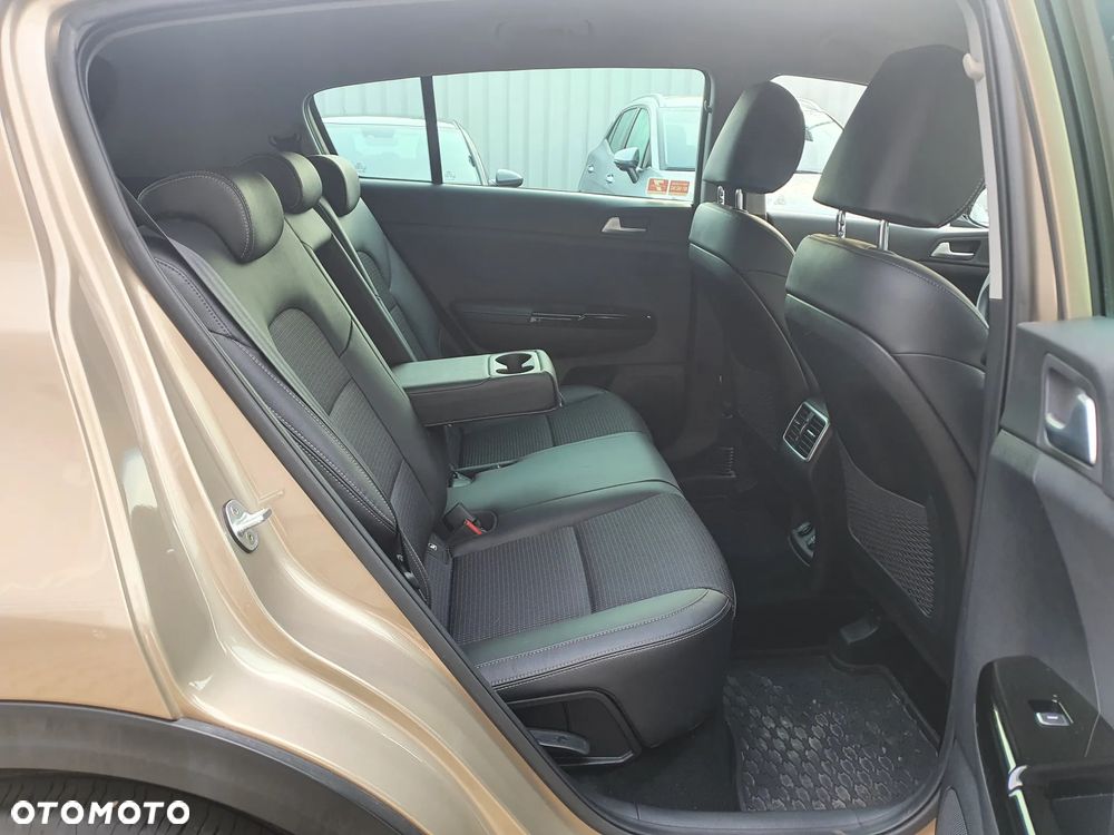 Kia Sportage 1.6 T-GDI L Business Line 2WD - 25