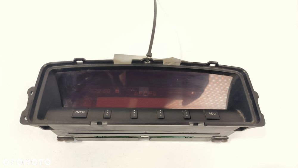 Monitor / wyświetlacz / ekran/ panel 8750A175 Mitsubishi Pajero 2008 SUV Diesel 147kW 3200cm³ - 5