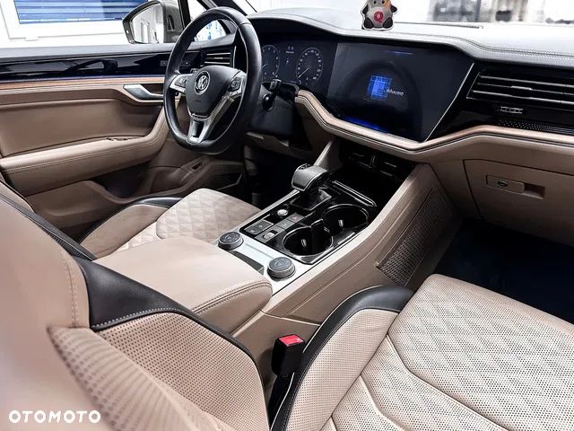 Volkswagen Touareg 3.0 V6 TFSI 4Motion Elegance - 6