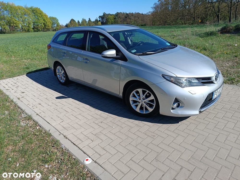 Toyota Auris 1.6 Prestige - 5