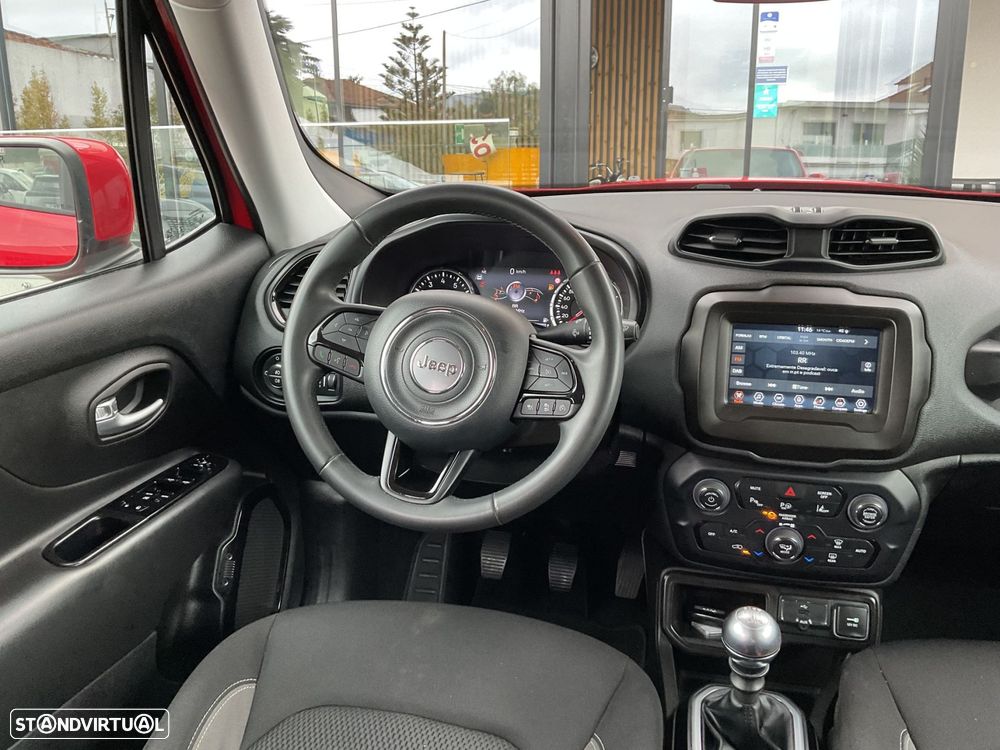 Jeep Renegade 1.0 T Night Eagle - 38
