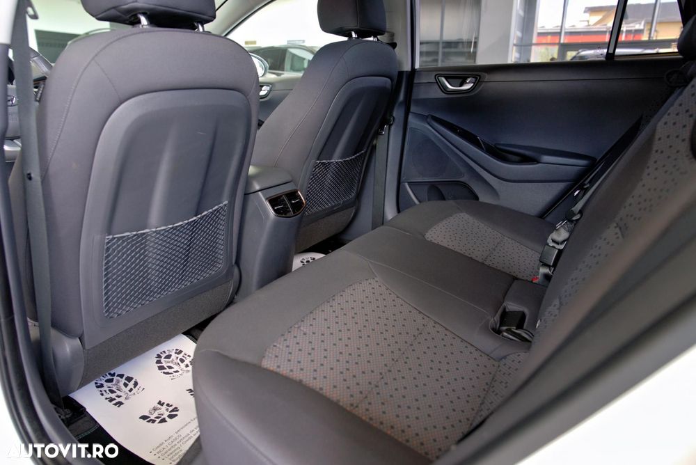 Hyundai IONIQ Style - 20