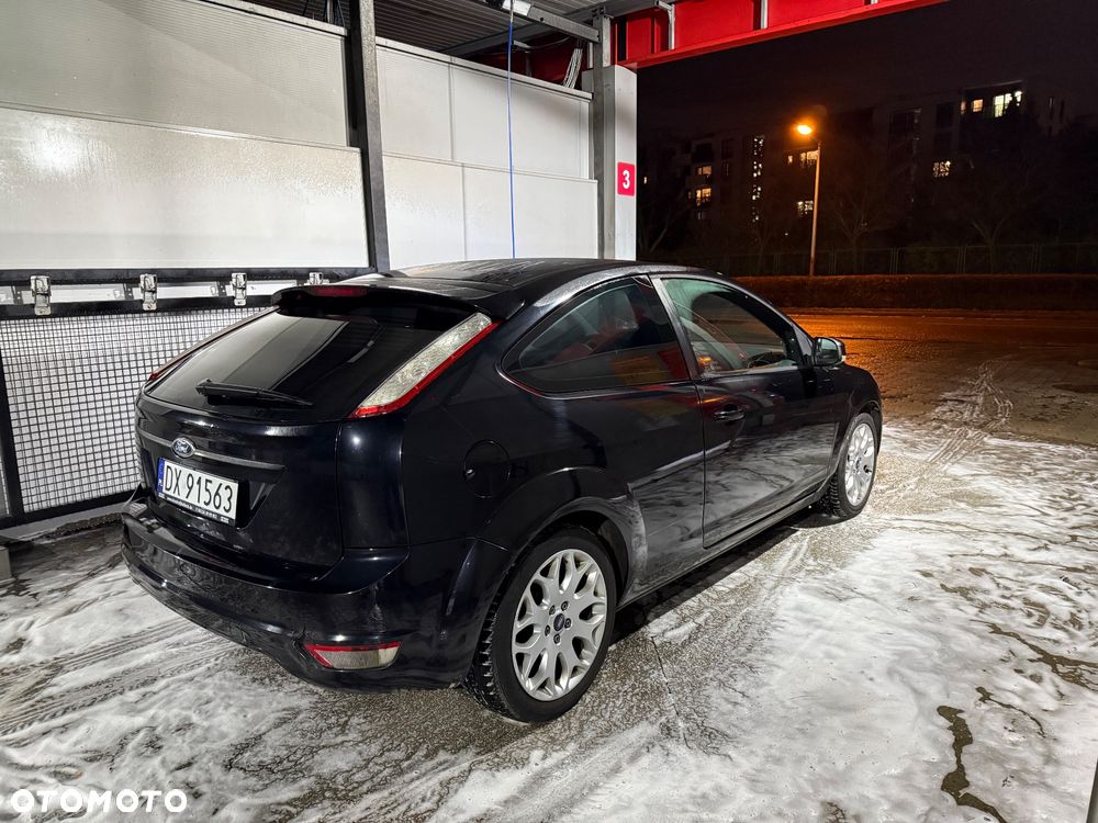 Ford Focus 1.6 16V Sport - 21