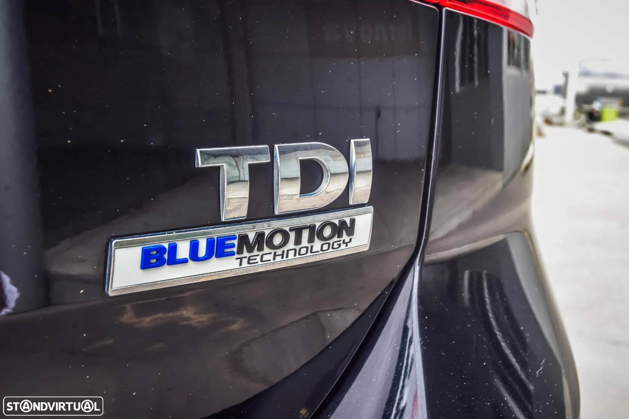 VW Golf 1.6 TDI Confortline - 19