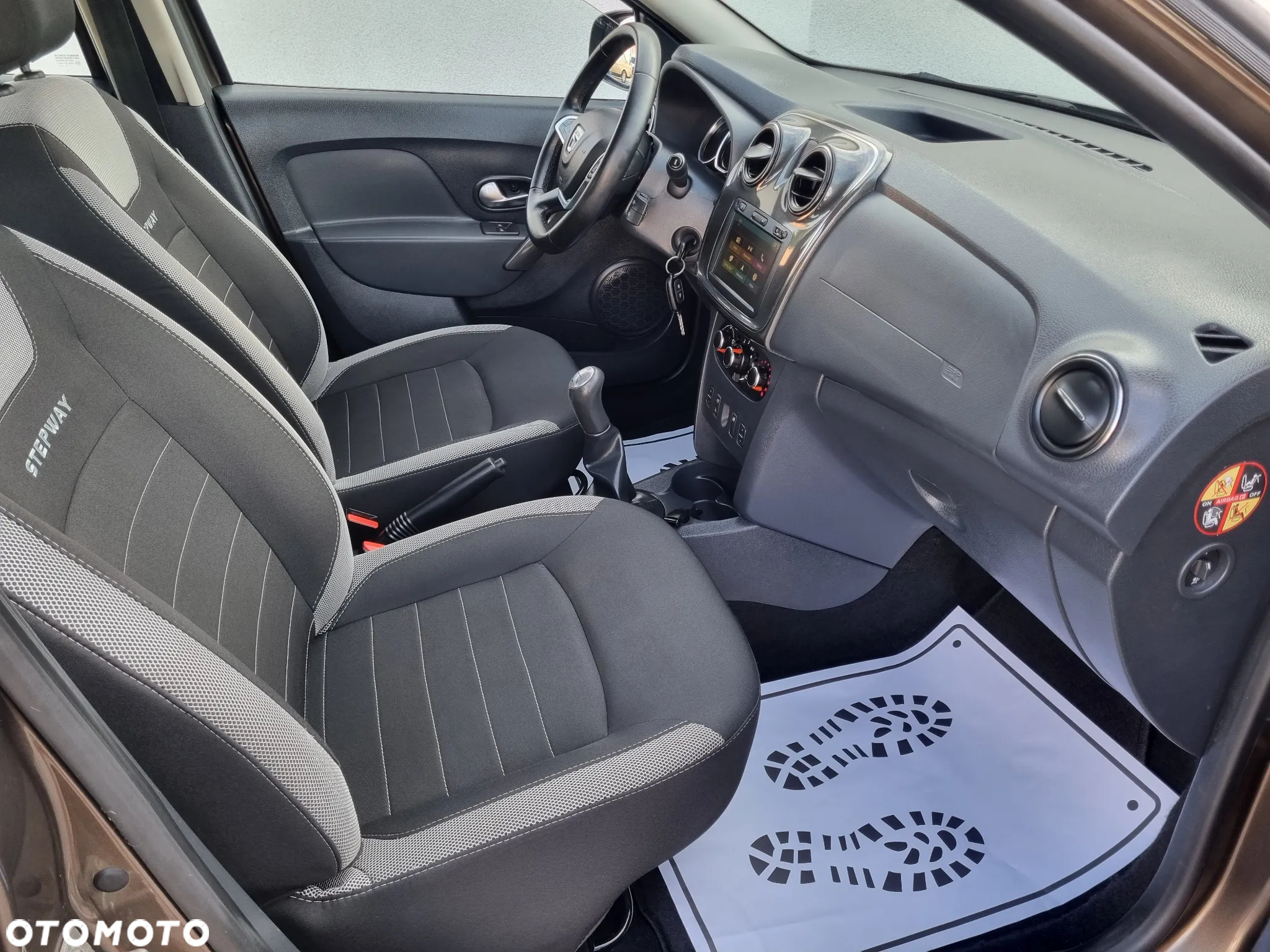 Dacia Sandero Stepway 0.9 TCe Laureate S&S - 9