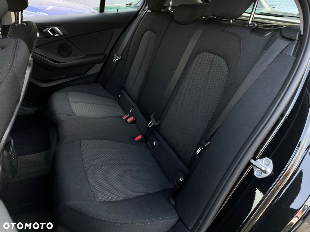BMW Seria 1 - 19