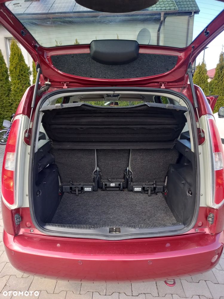 Skoda Roomster 1.2 Style - 4