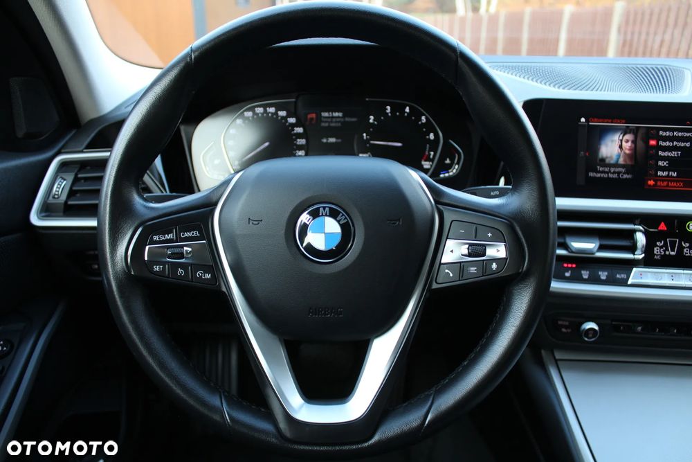 BMW Seria 3 318i Advantage sport - 22